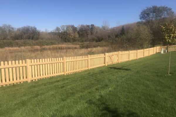 fence maintenance west bend, west bend fence company, fence installation west bend