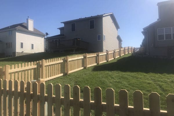 west bend fence installation, fence company west bend, west bend residential fencing