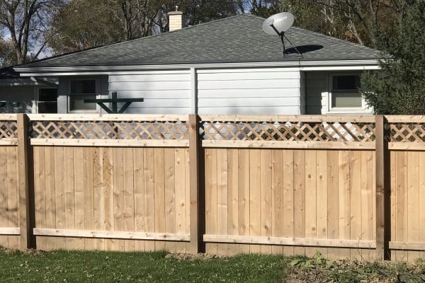 custom fence installation west bend, west bend fence company, west bend fence solutions